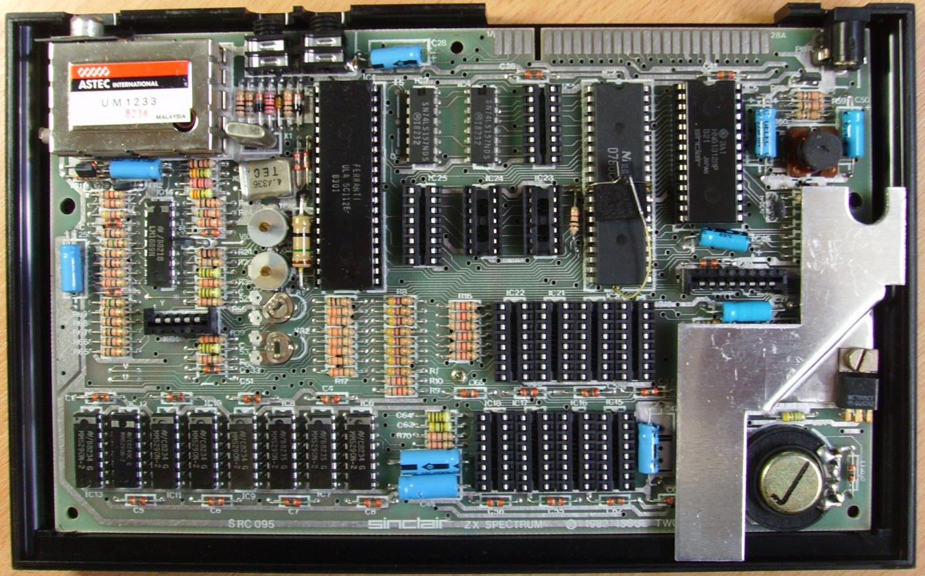 Sinclair ZX Spectrum - 16k Issue 2 Case
